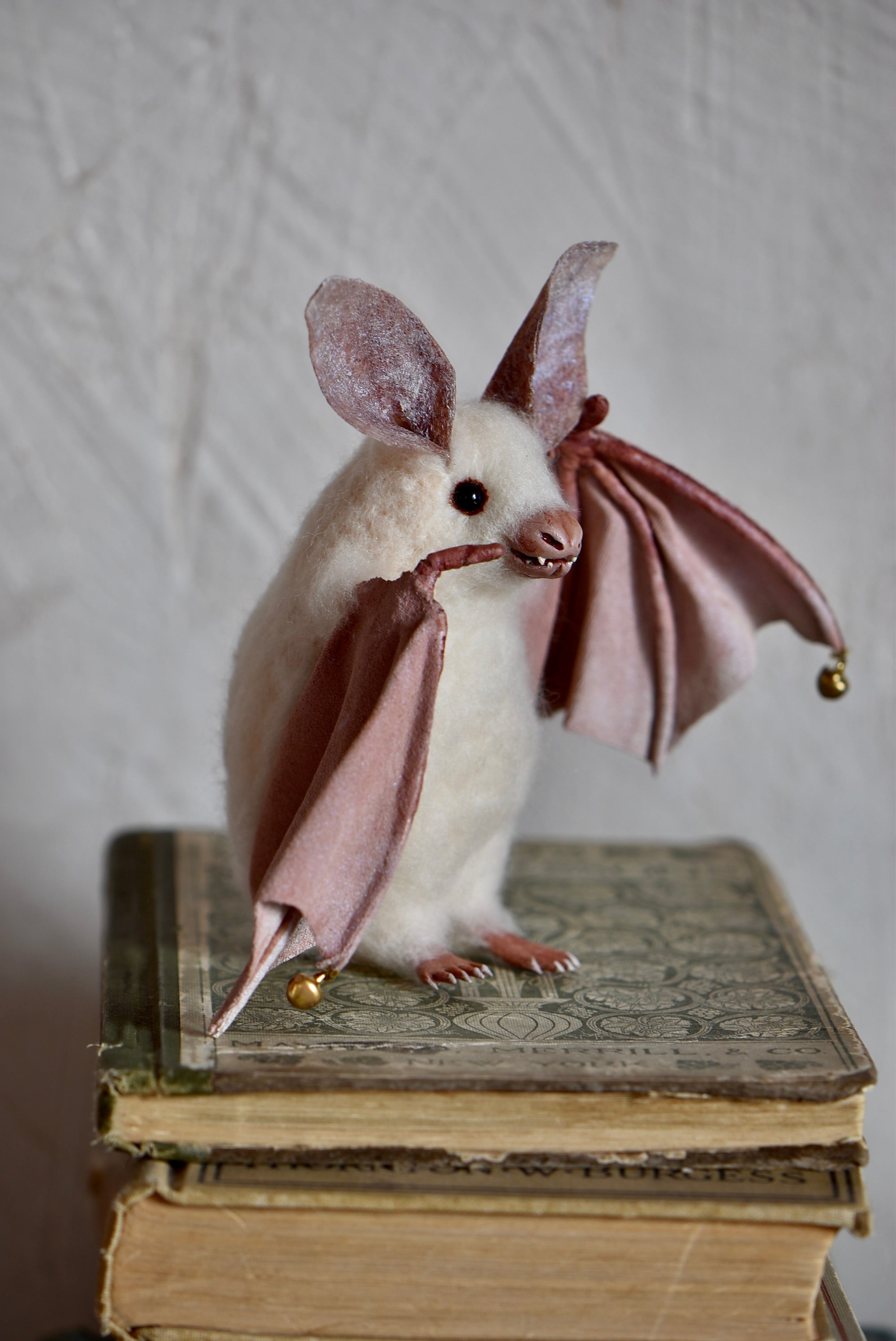 White bat of the Mist