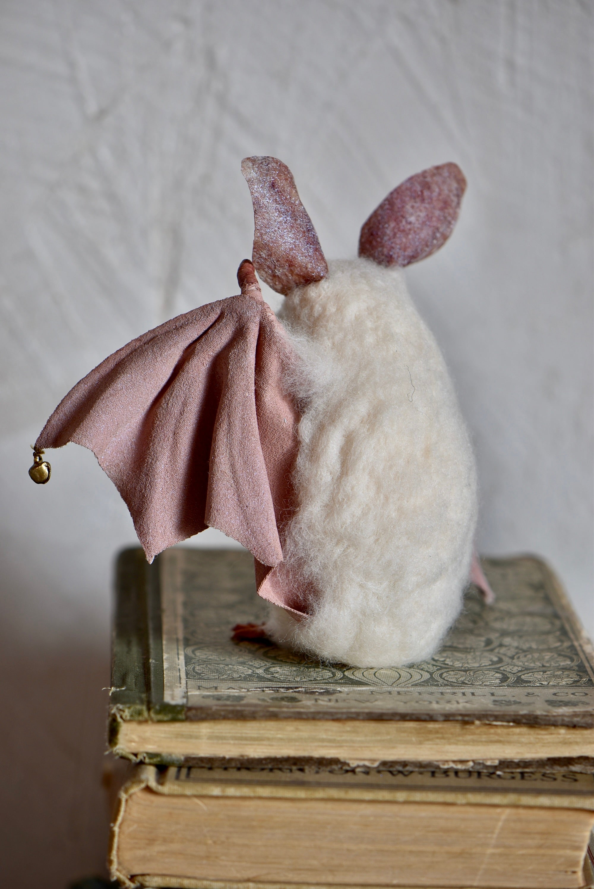 White bat of the Mist
