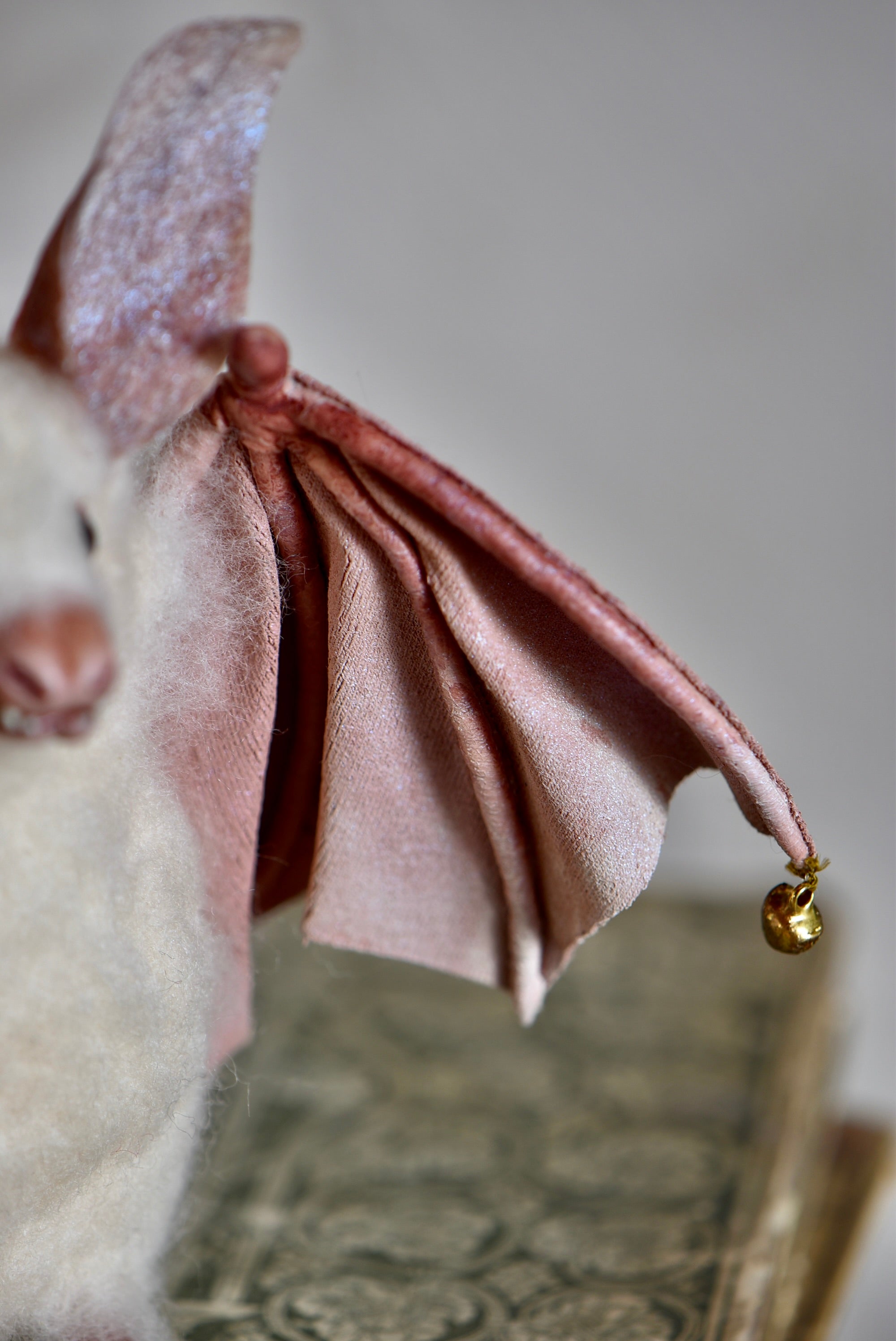 White bat of the Mist
